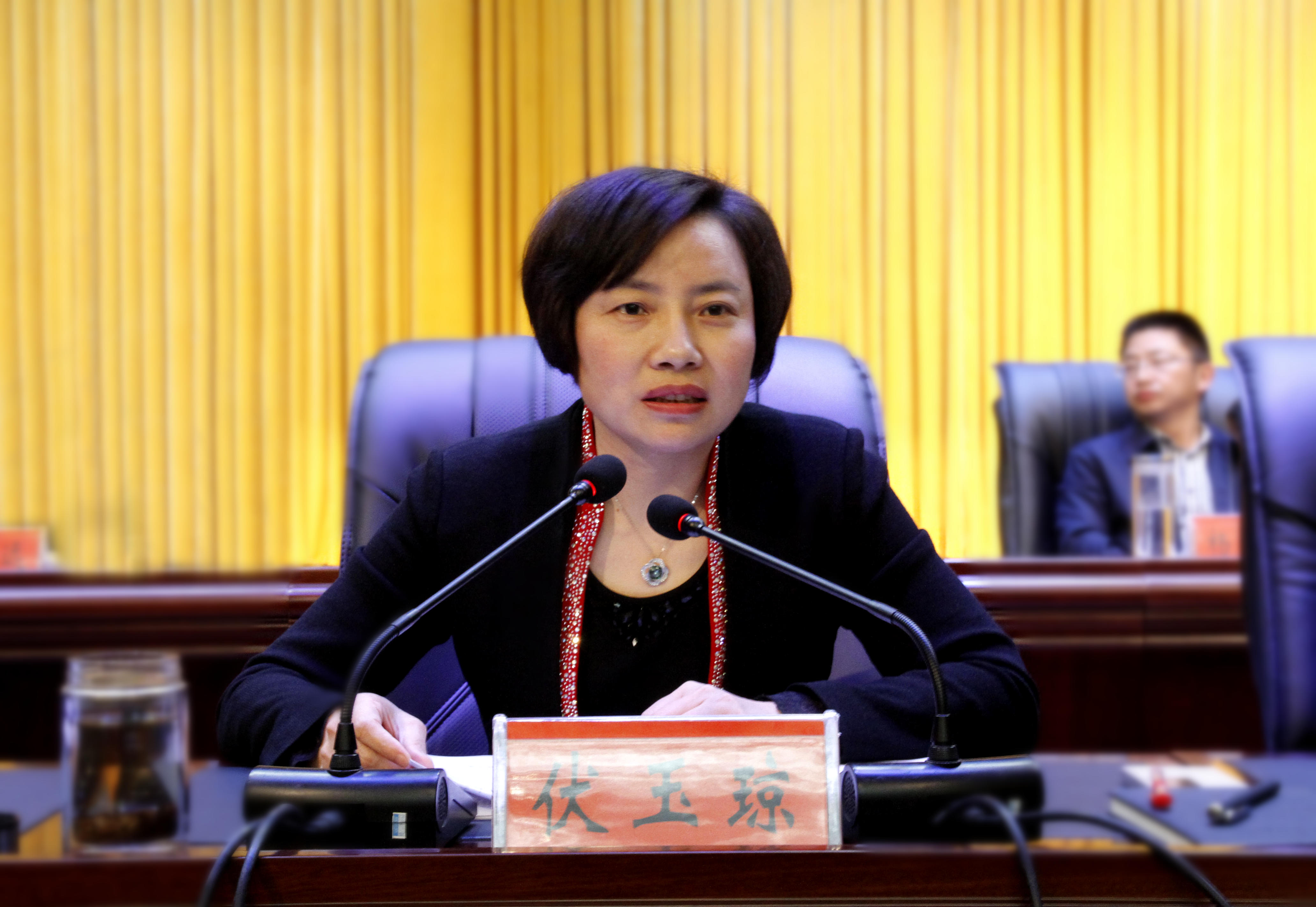 我区召开脱贫攻坚大会